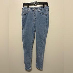 Levi’s 721 High Rise Skinny Jeans Size 29 Gently Used